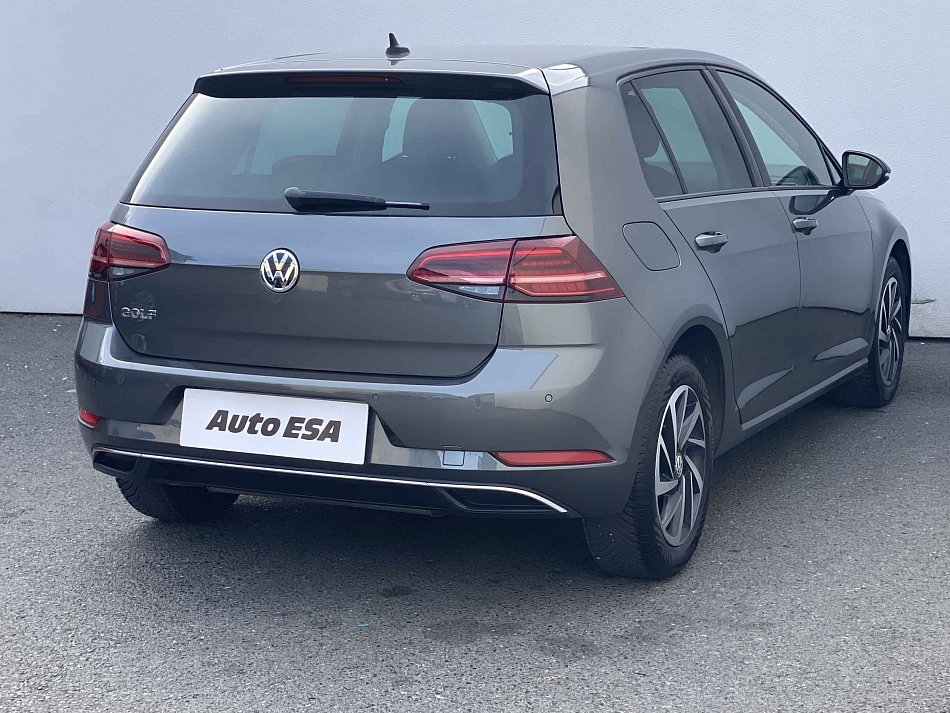 Volkswagen Golf 1.5 TSi Join