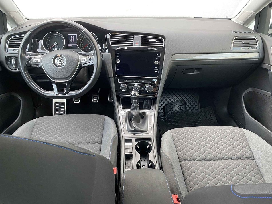 Volkswagen Golf 1.5 TSi Join