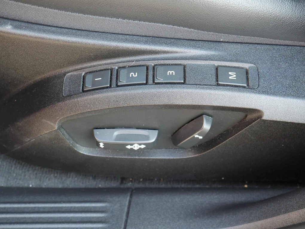 Volvo V40 2.0 i 