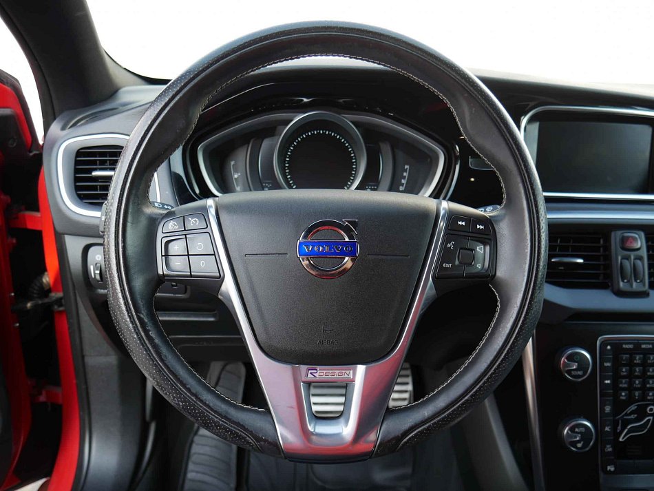 Volvo V40 2.0 i 
