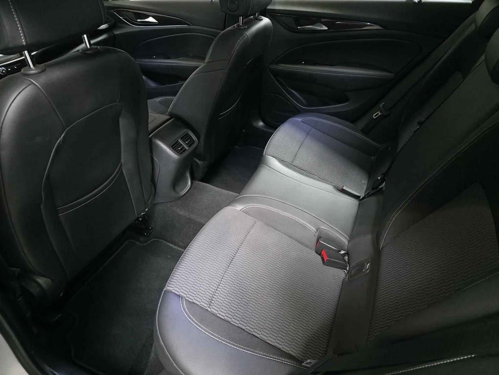 Opel Insignia 2.0 CDTi 