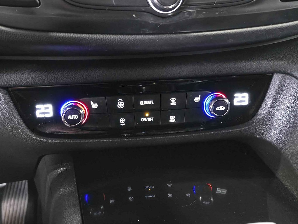 Opel Insignia 2.0 CDTi 