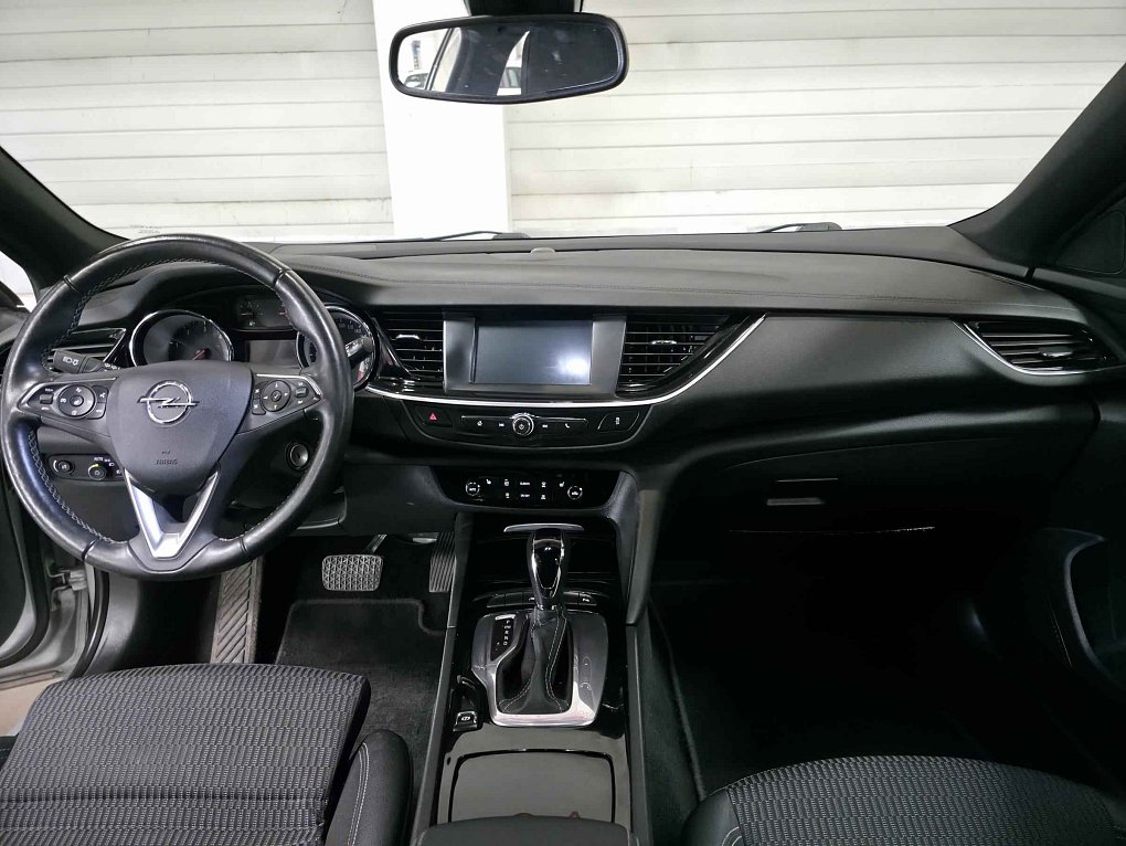 Opel Insignia 2.0 CDTi 