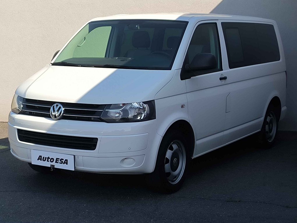 Volkswagen Multivan 2.0TDi 