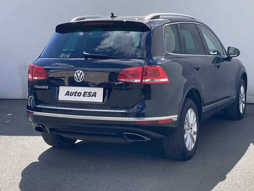 Volkswagen Touareg 3.0 TDi V6  4x4