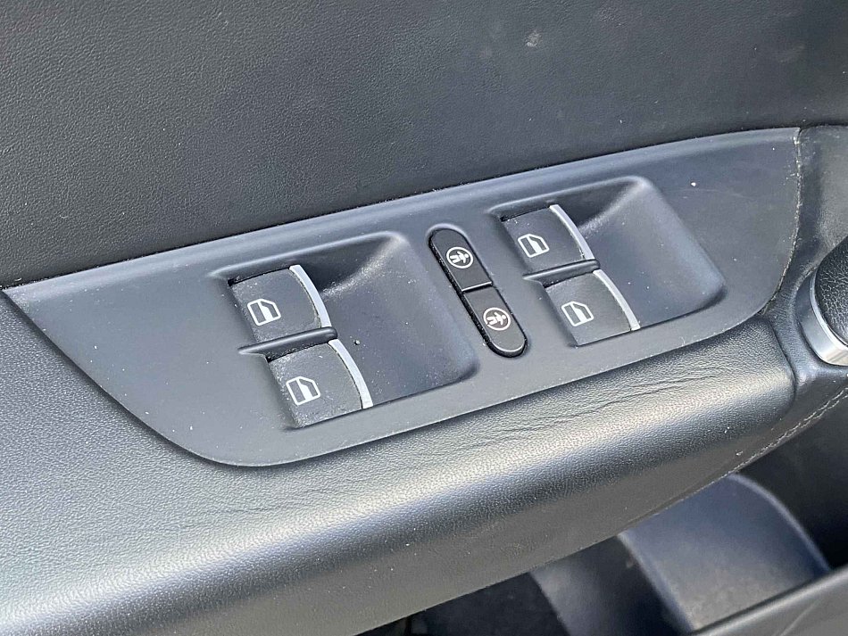 Volkswagen Touareg 3.0 TDi V6  4x4