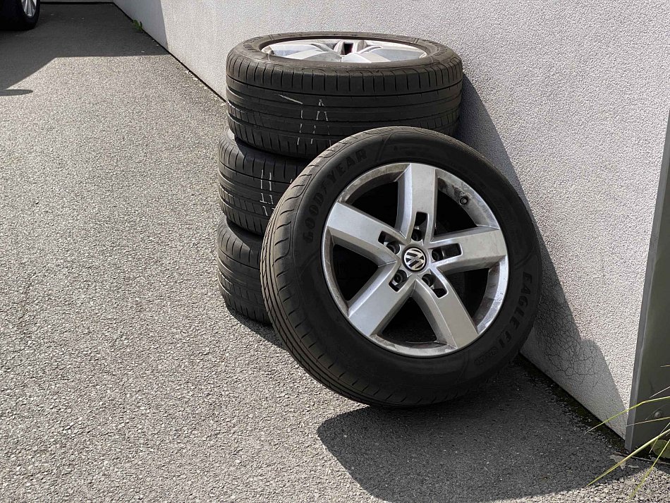 Volkswagen Touareg 3.0 TDi V6  4x4