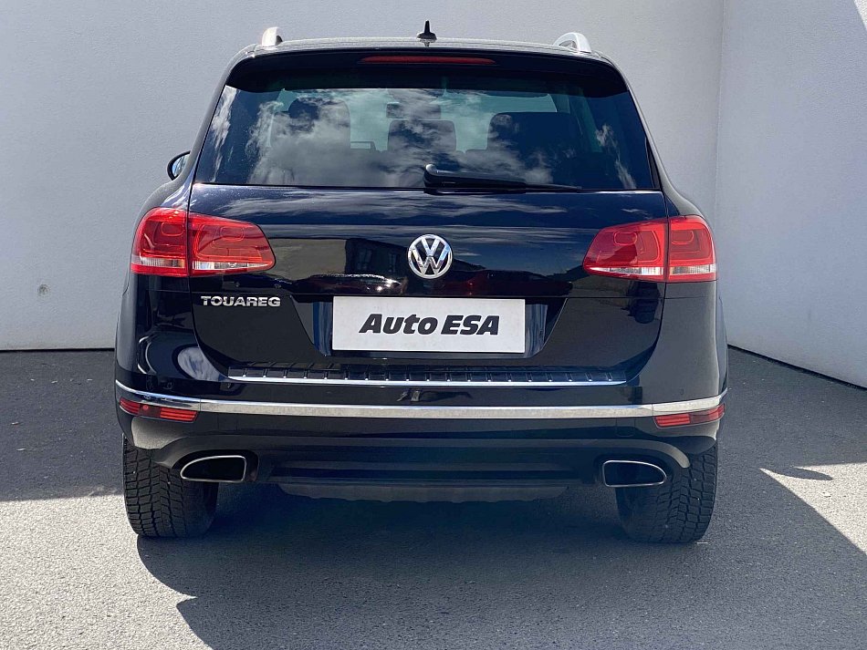 Volkswagen Touareg 3.0 TDi V6  4x4