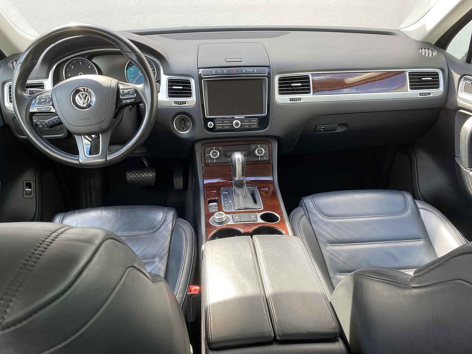 Volkswagen Touareg 3.0 TDi V6  4x4