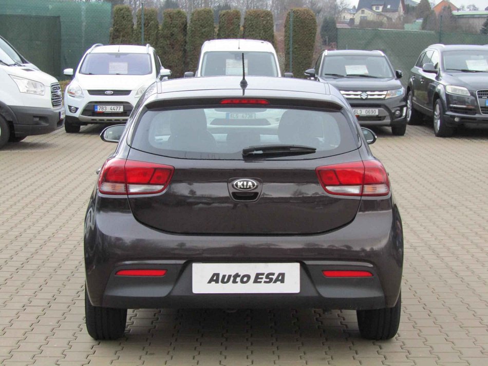 Kia Rio 1.2i 