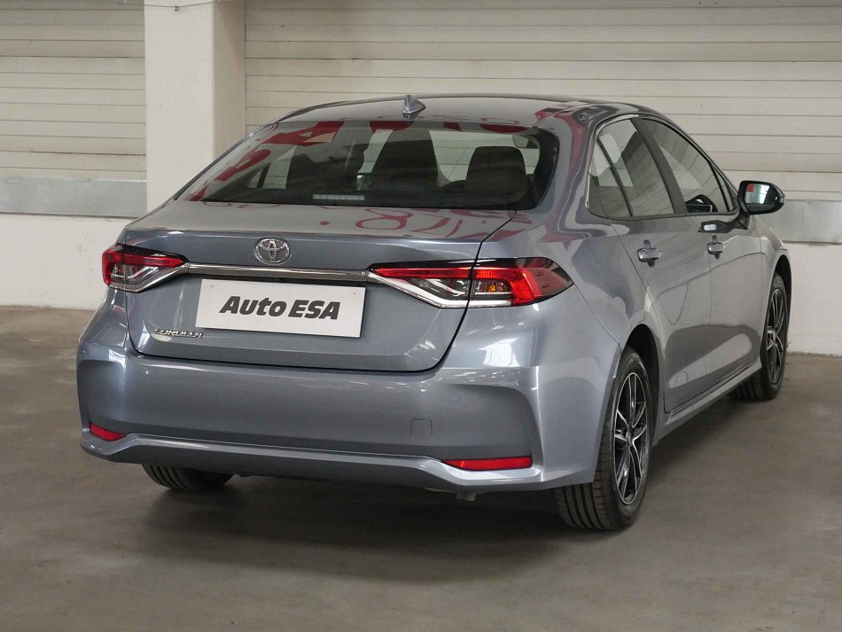 Toyota Corolla 1.5VVT-i 