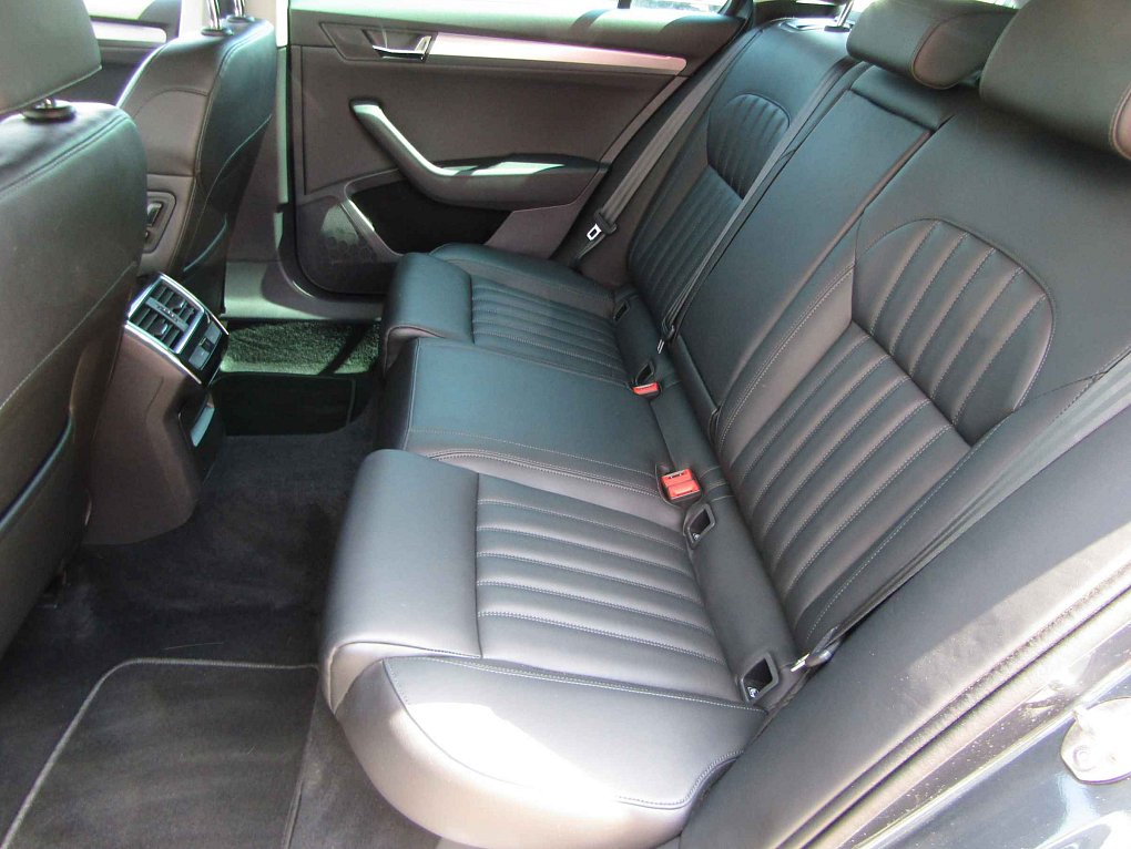 Škoda Superb III 1.8 TSi Style
