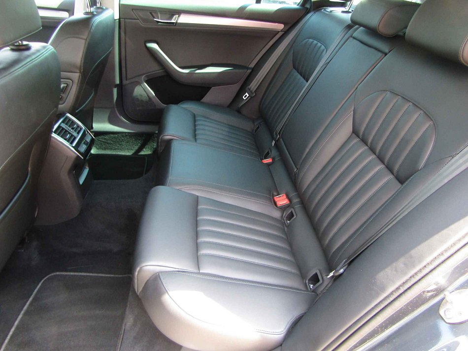 Škoda Superb III 1.8 TSi Style