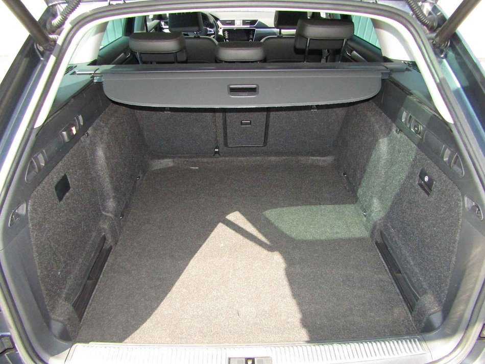 Škoda Superb III 1.8 TSi Style