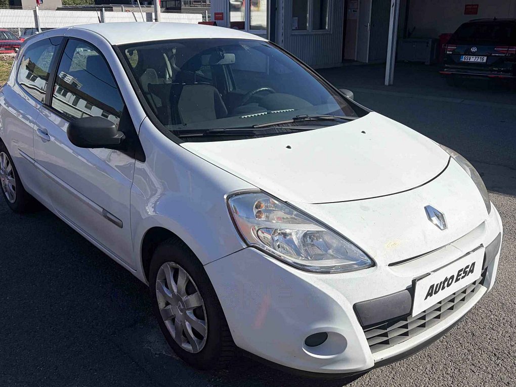 Renault Clio 1.2i 