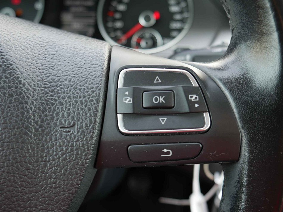 Volkswagen Passat 1.4 TSi 