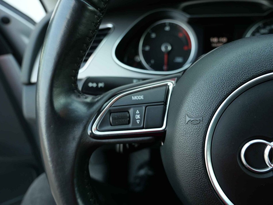Audi A4 2.0TDi  quattro