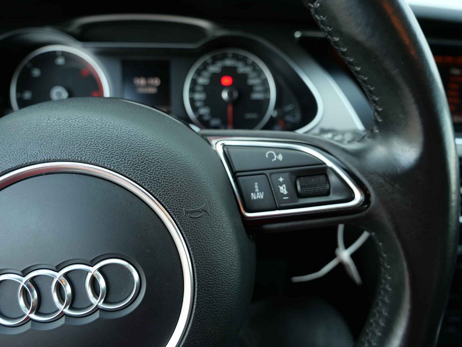 Audi A4 2.0TDi  quattro