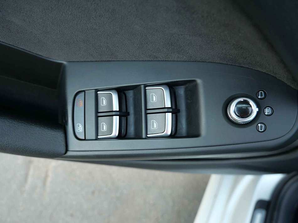 Audi A4 2.0TDi  quattro