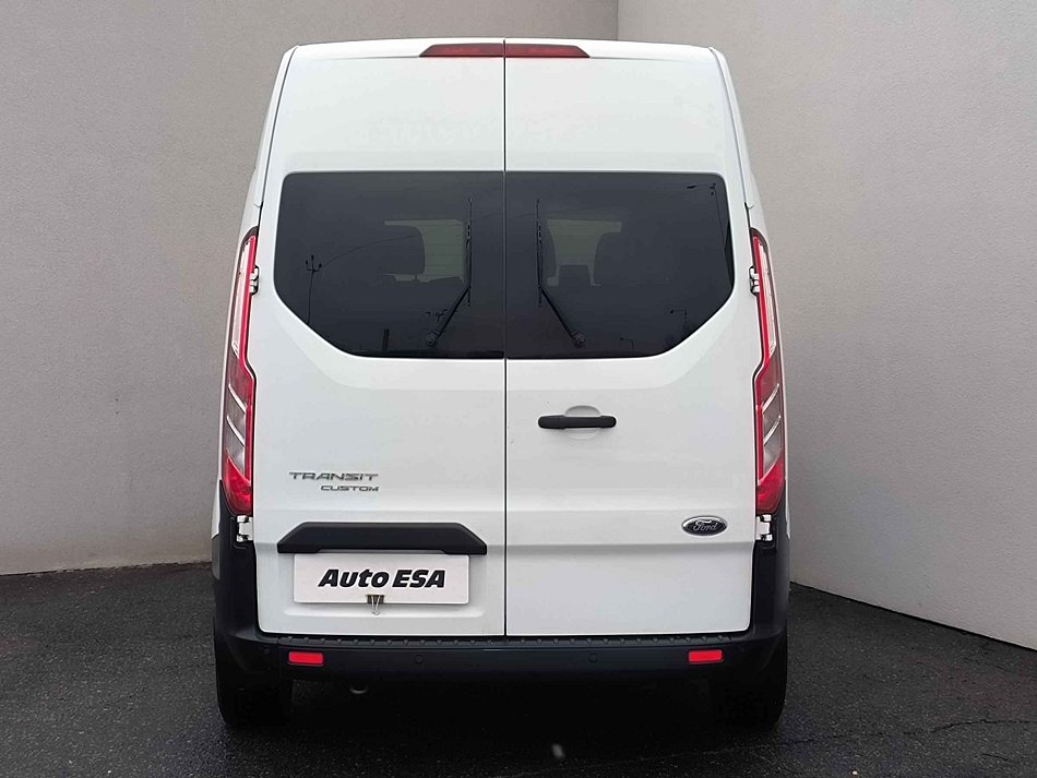 Ford Transit Custom 2.0TDCi  L1H2 9míst