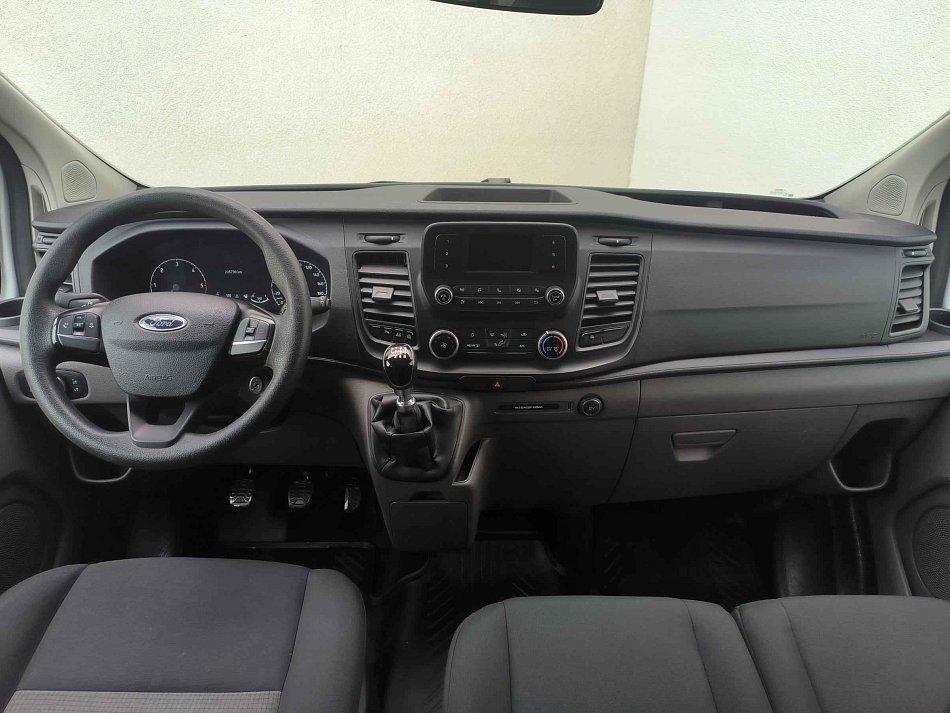 Ford Transit Custom 2.0TDCi  L1H2 9míst