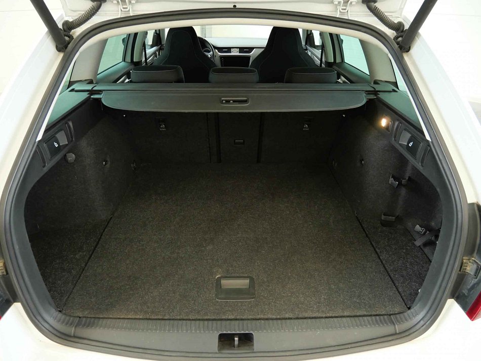 Škoda Octavia III 2.0TDI Style 4x4