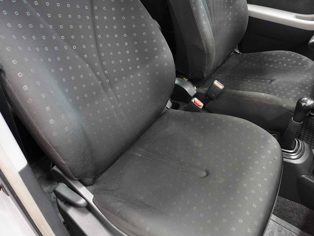 Toyota Yaris 1.1VVT-i 