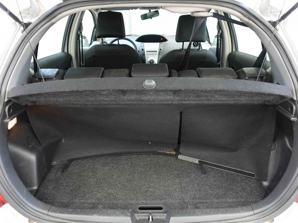 Toyota Yaris 1.1VVT-i 