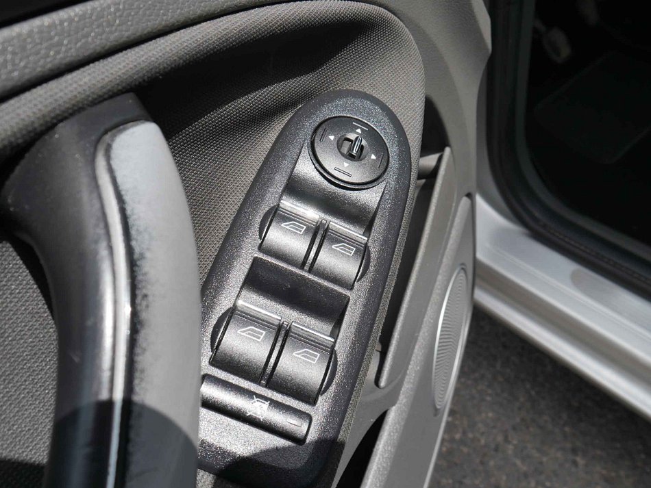 Ford C-MAX 2.0 i 