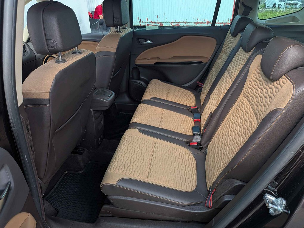 Opel Zafira 2.0CDTi 