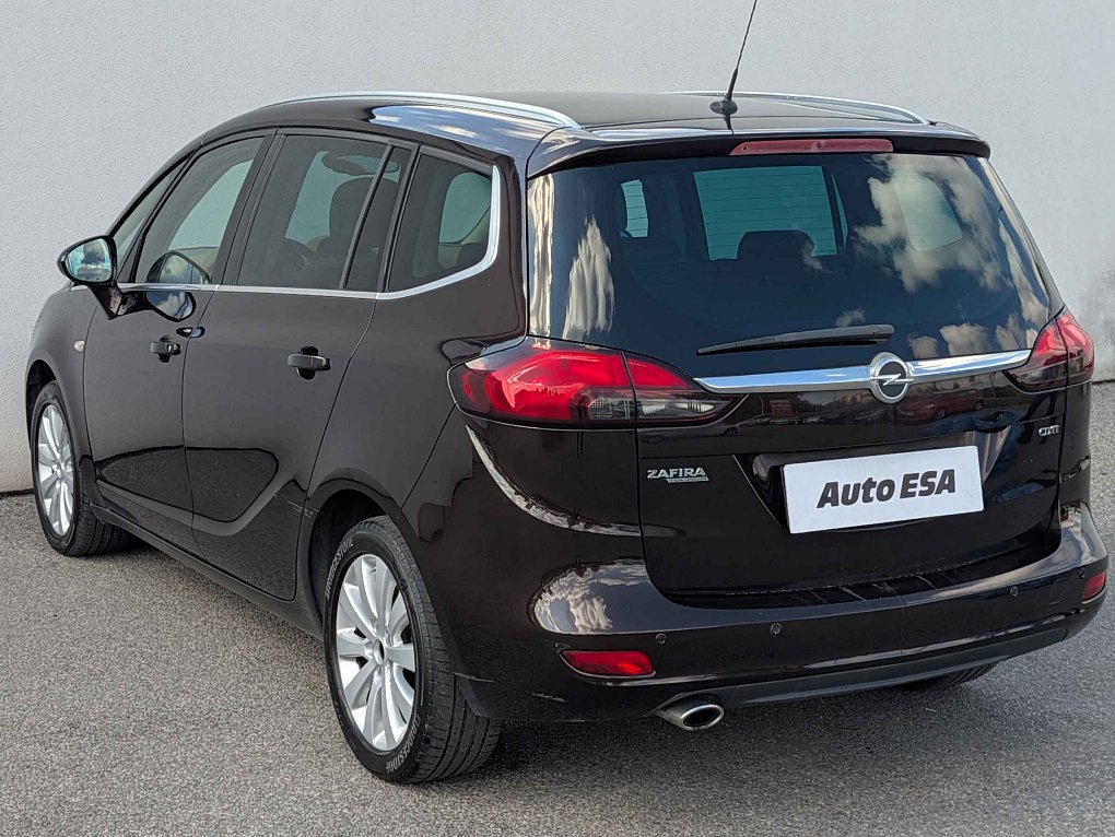 Opel Zafira 2.0CDTi 