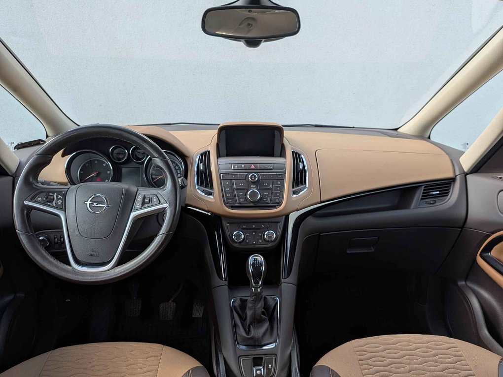 Opel Zafira 2.0CDTi 