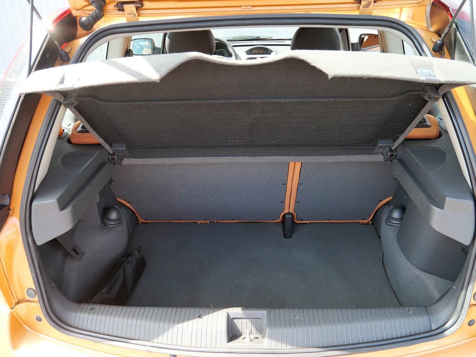 Opel Corsa 1.2 i 16V Enjoy