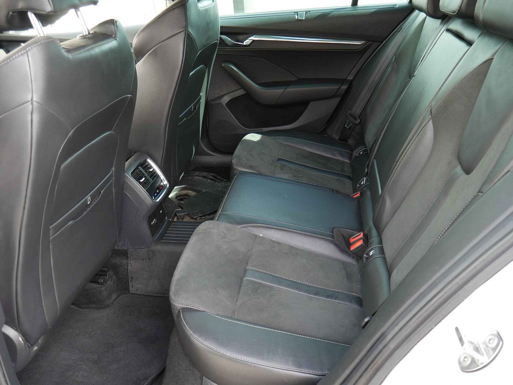 Škoda Octavia IV 1.5 TSi Scout