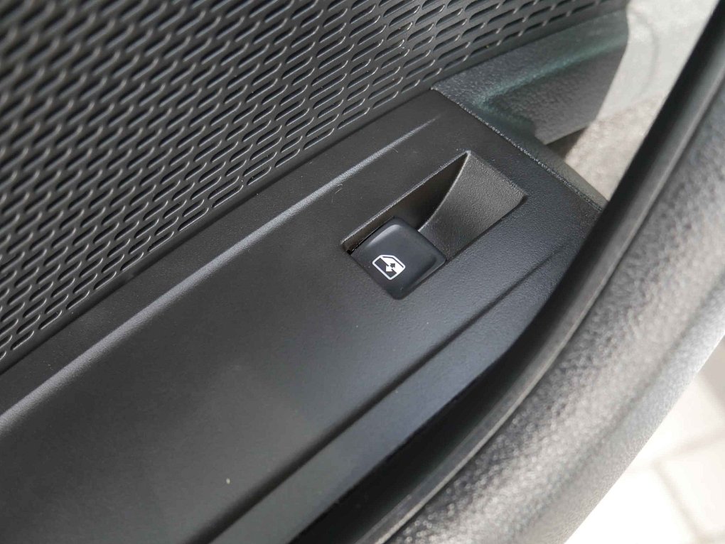 Škoda Octavia IV 1.5 TSi Scout