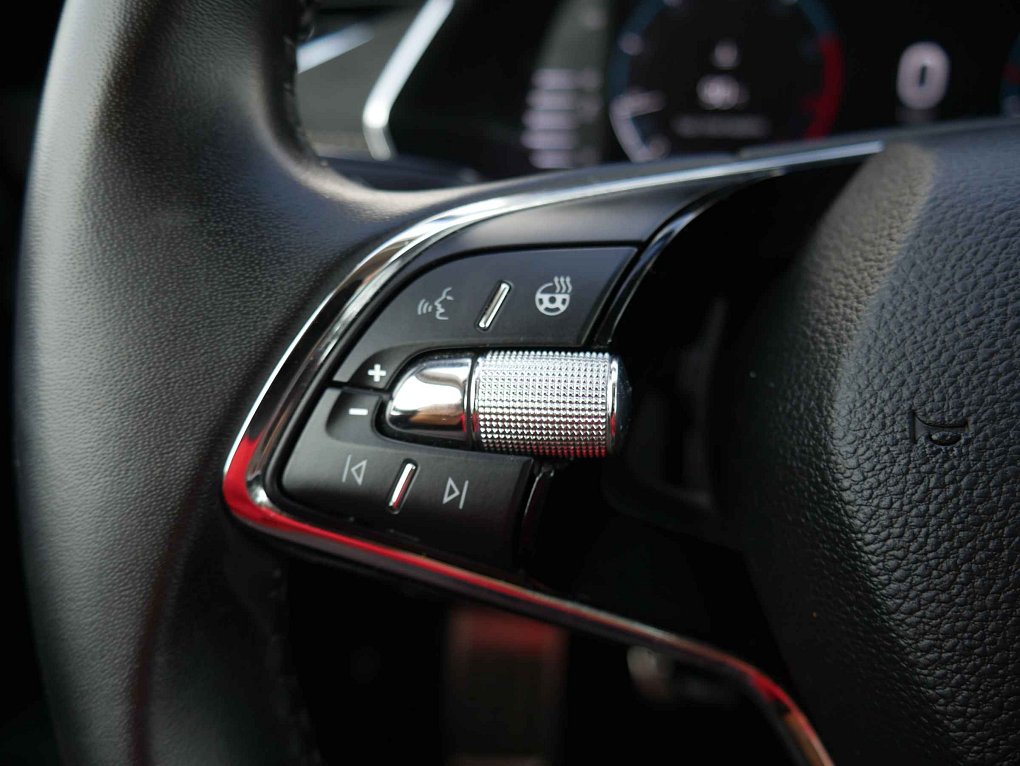 Škoda Octavia IV 1.5 TSi Scout