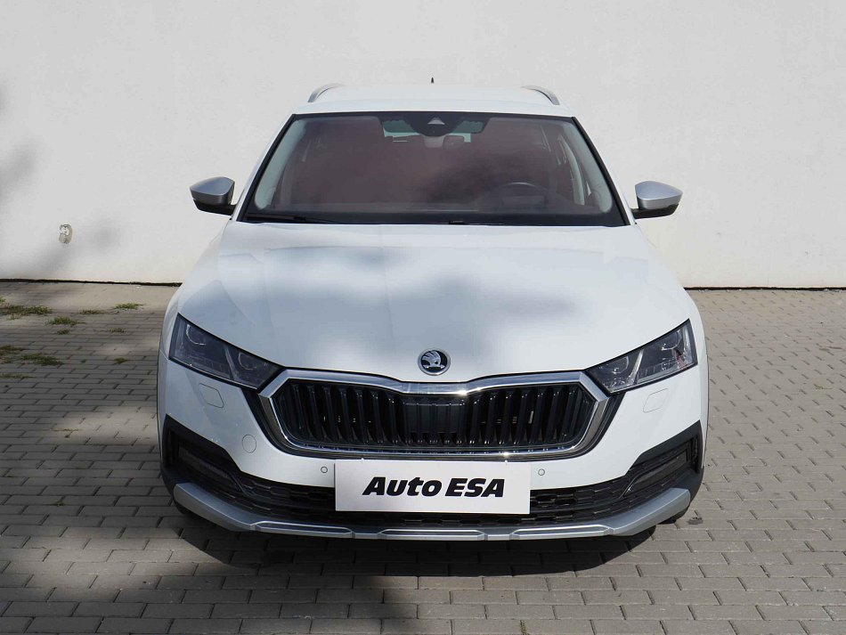 Škoda Octavia IV 1.5 TSi Scout
