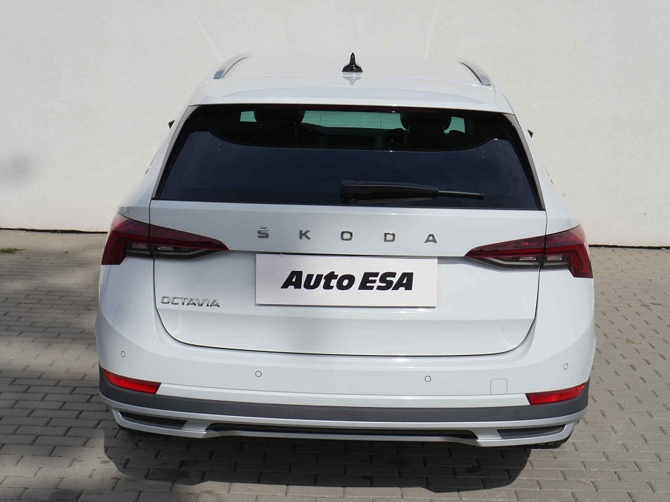 Škoda Octavia IV 1.5 TSi Scout