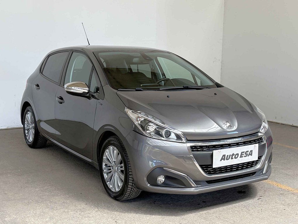 Peugeot 208 1.2 PT 