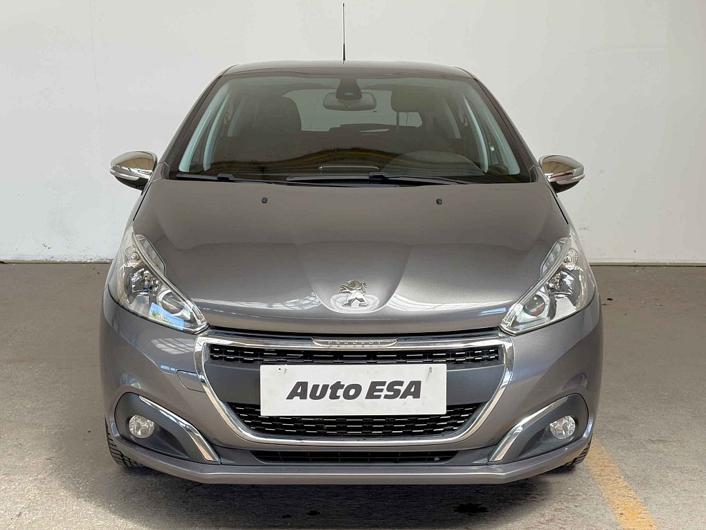 Peugeot 208 1.2 PT 