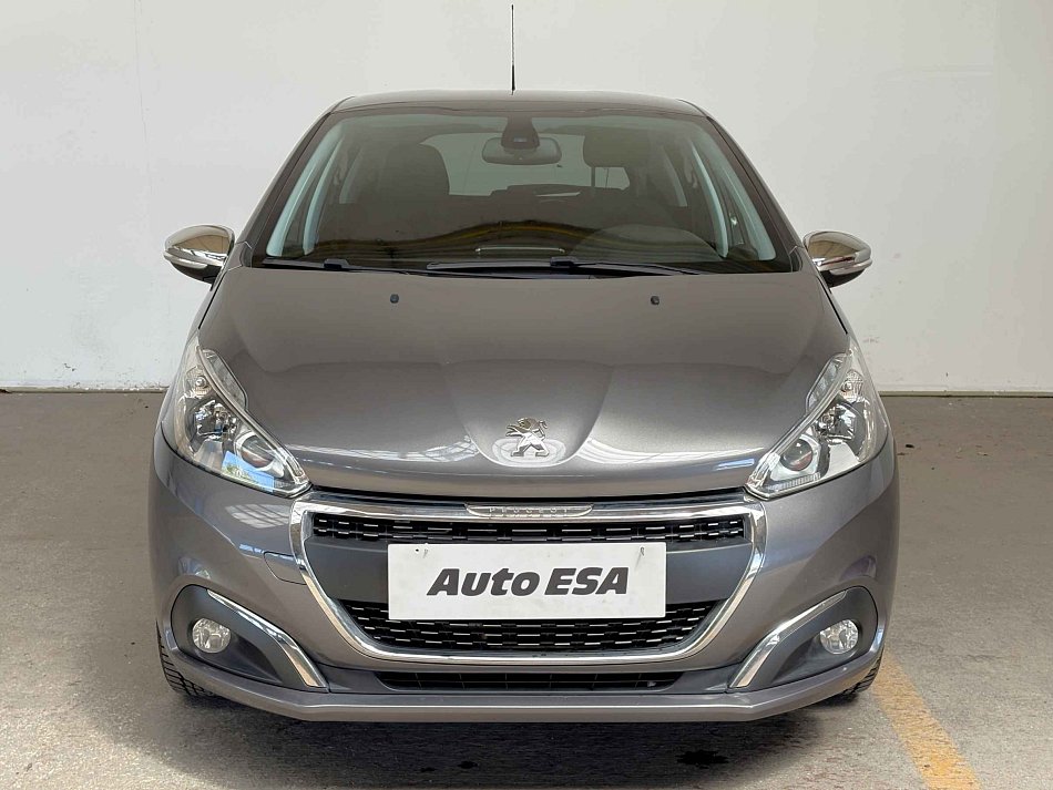 Peugeot 208 1.2 PT 