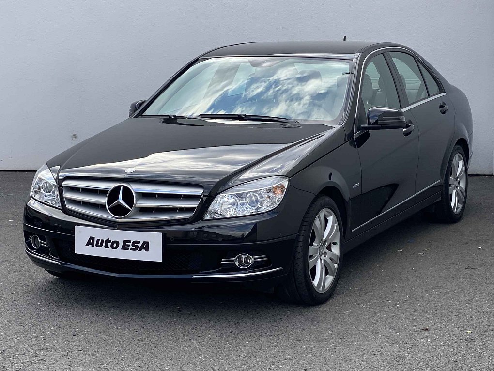 Mercedes-Benz Třída C 1.6 K Avantgarde C180