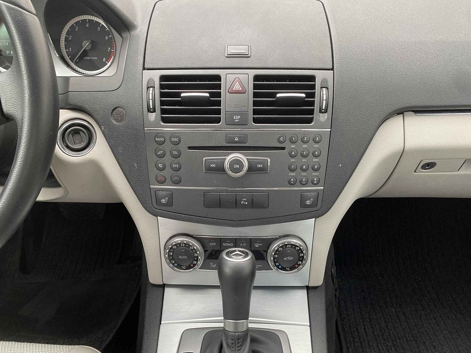 Mercedes-Benz Třída C 1.6 K Avantgarde C180