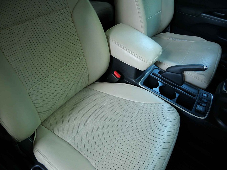 Honda CR-V 2.0i Comfort 4WD