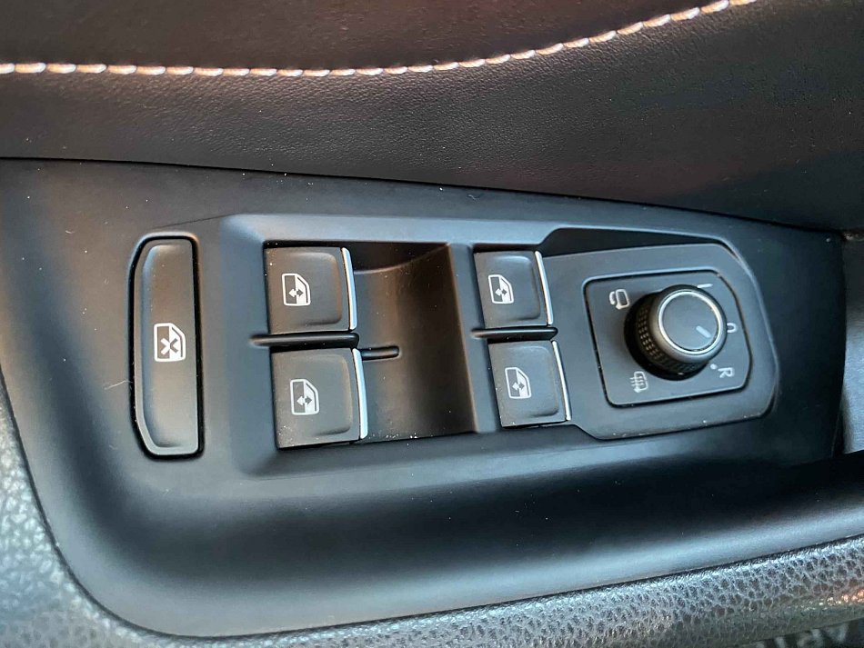 Volkswagen Arteon 2.0 TSi R-Line