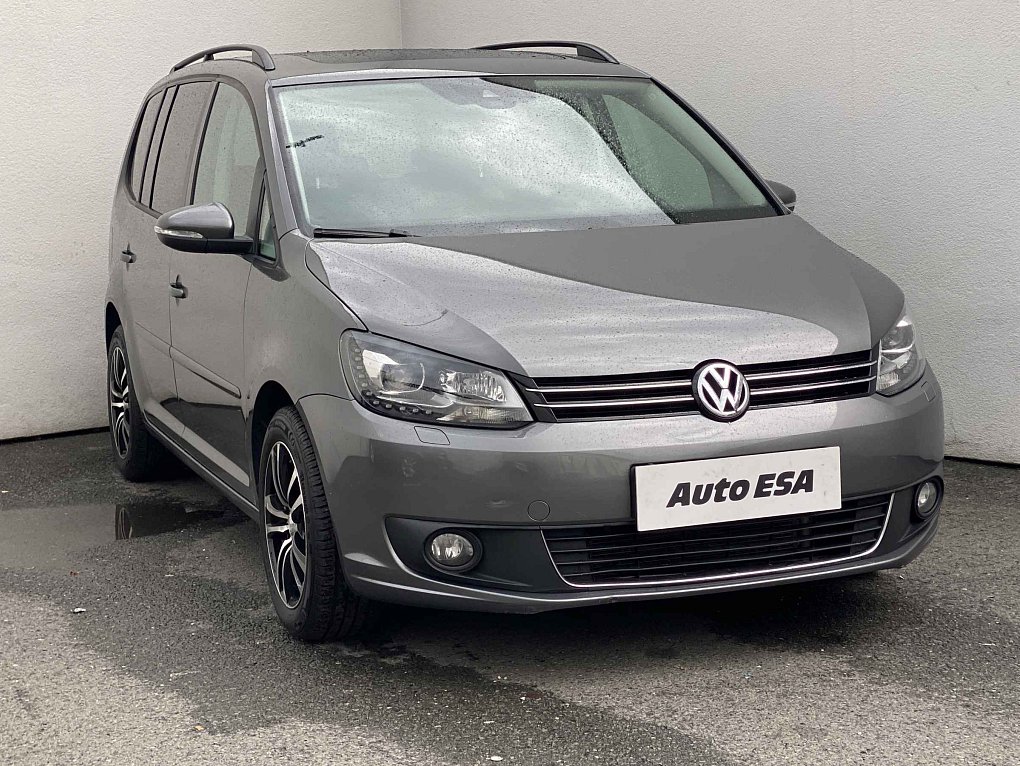 Volkswagen Touran 2.0 TDi 