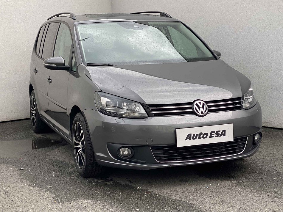 Volkswagen Touran 2.0 TDi 