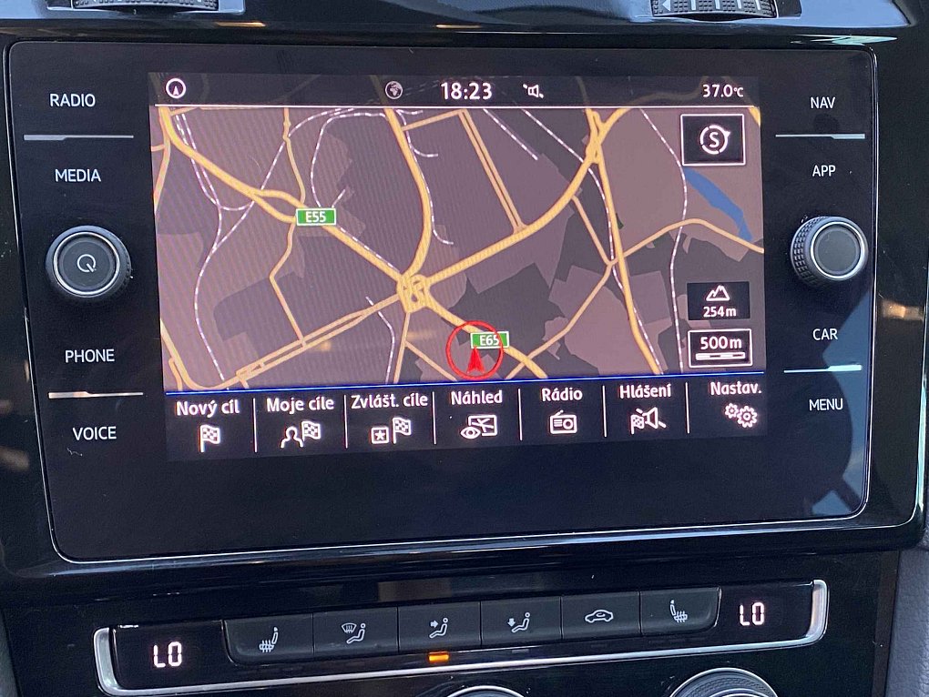 Volkswagen Golf 1.6TDi 