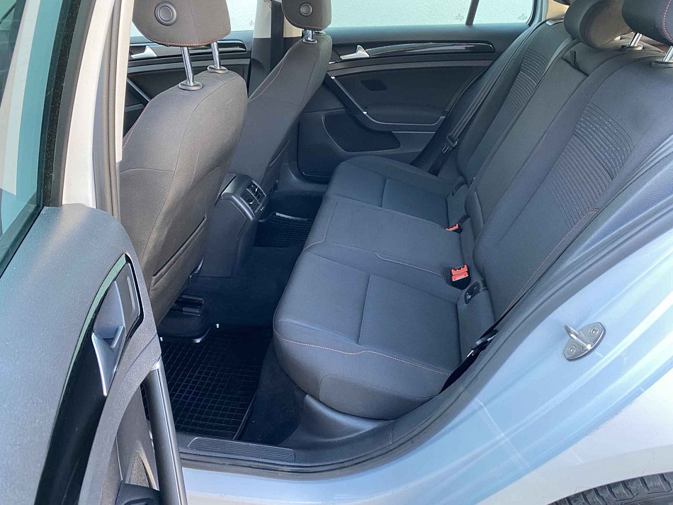 Volkswagen Golf 1.6TDi 