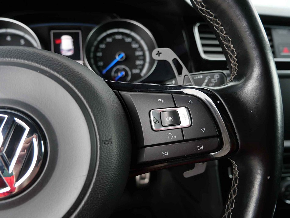 Volkswagen Golf 2.0TSi R 4x4